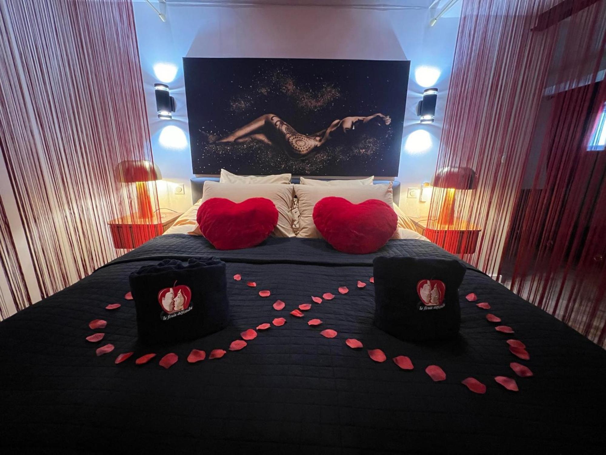 Le Fruit Defendu 67 Hotel บรูมัธ ภายนอก รูปภาพ